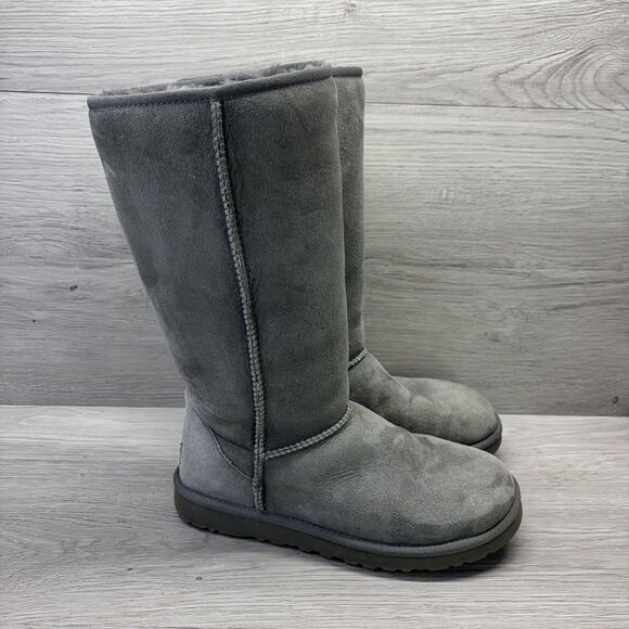 UGG Shoes - UGG Australia Women's Size 7 Shearling Boots Suede Classic Tall 5815 Gray